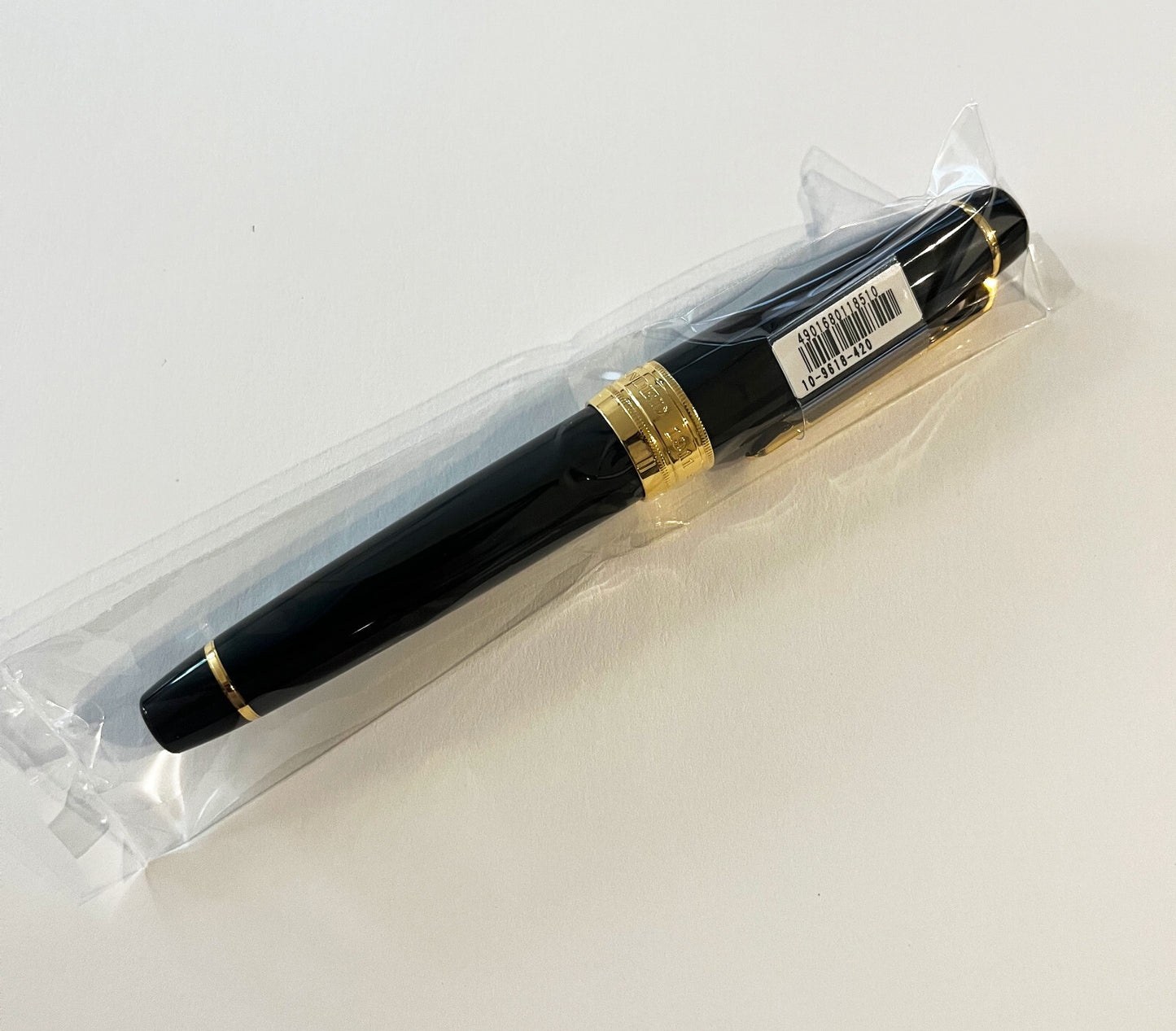 Sailor PROFESSIONALGEAR KOP Gold Fountain Pen King of Pen Medium Nib 10-9618-420